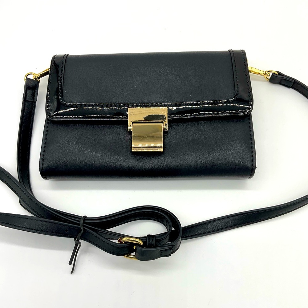 Black Convertible Crossbody Clutch Like-New